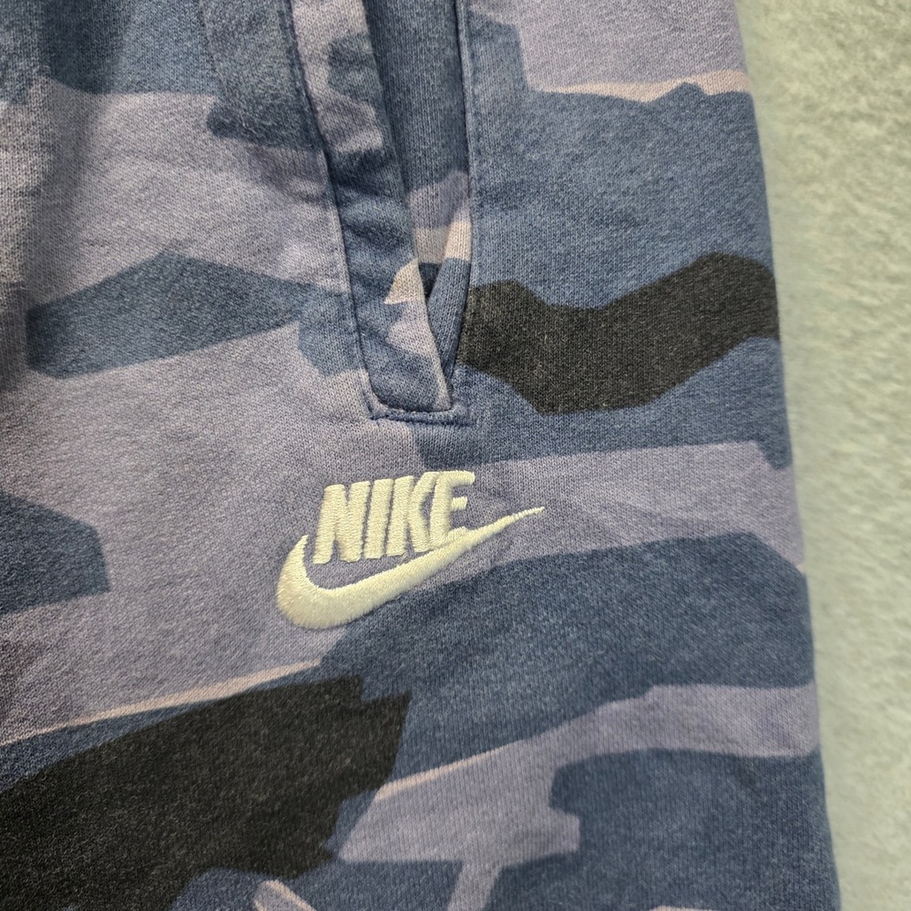 Nike Club Fleece Camo Shorts Mens Large Blue Purple Camouflage BV2838-410 - Picture 5 of 8